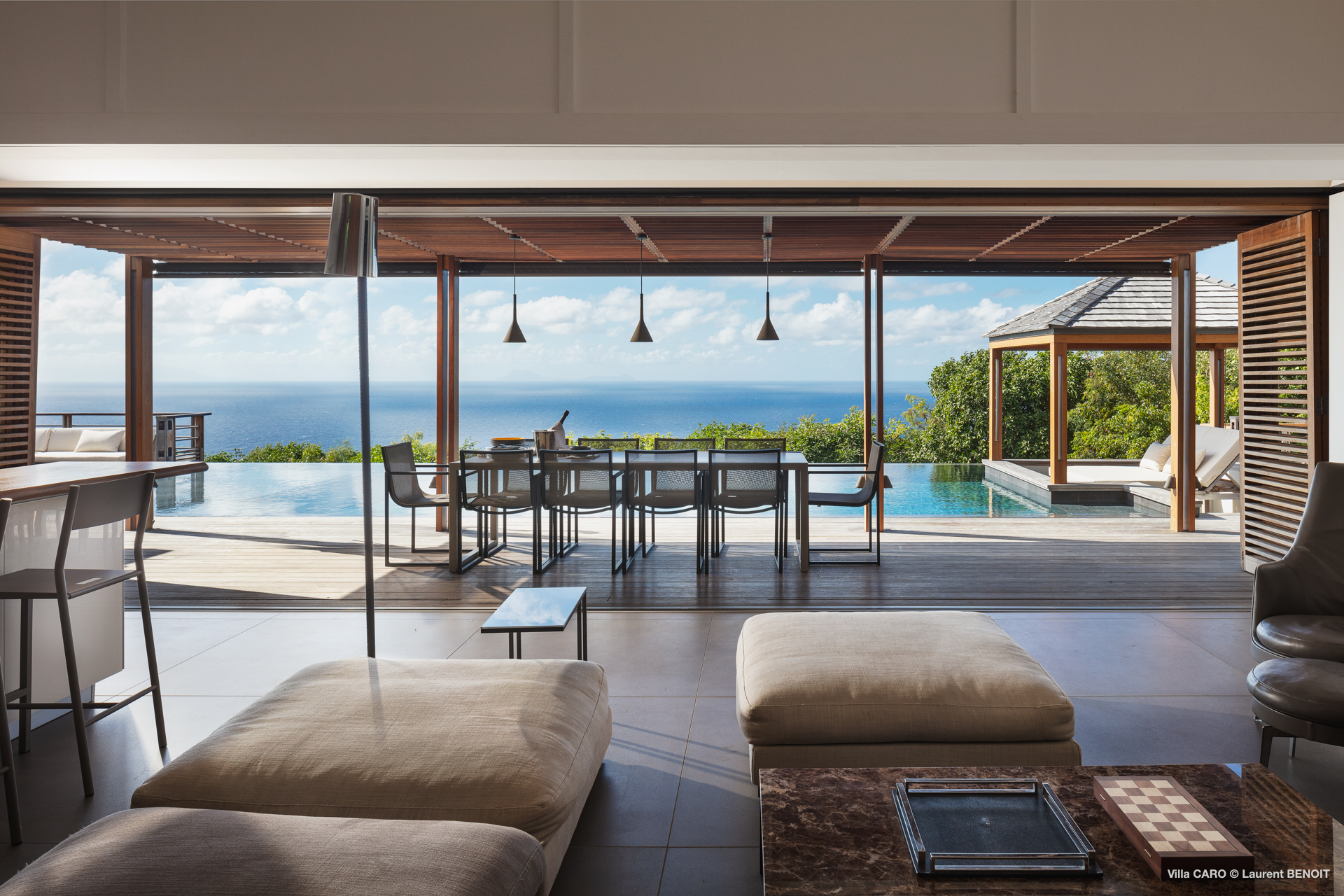 Villa Caro living room and ocean view